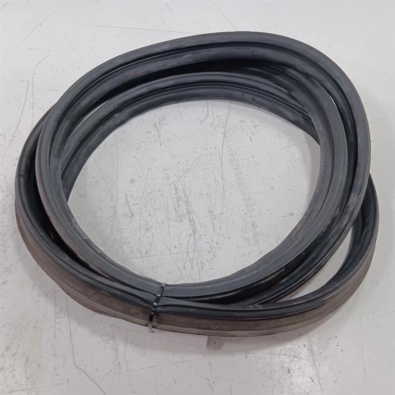 Mazda CX-3 Trunk Lid Hatch Door Rear Back Rubber Seal 2016 2017 2018
