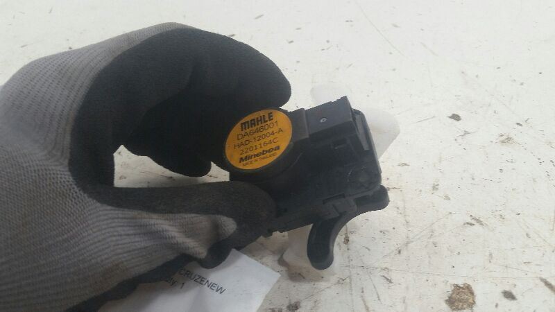 2016 CHEVY CRUZE Flap Door Motor Heater AC Door Actuator 2017 2018