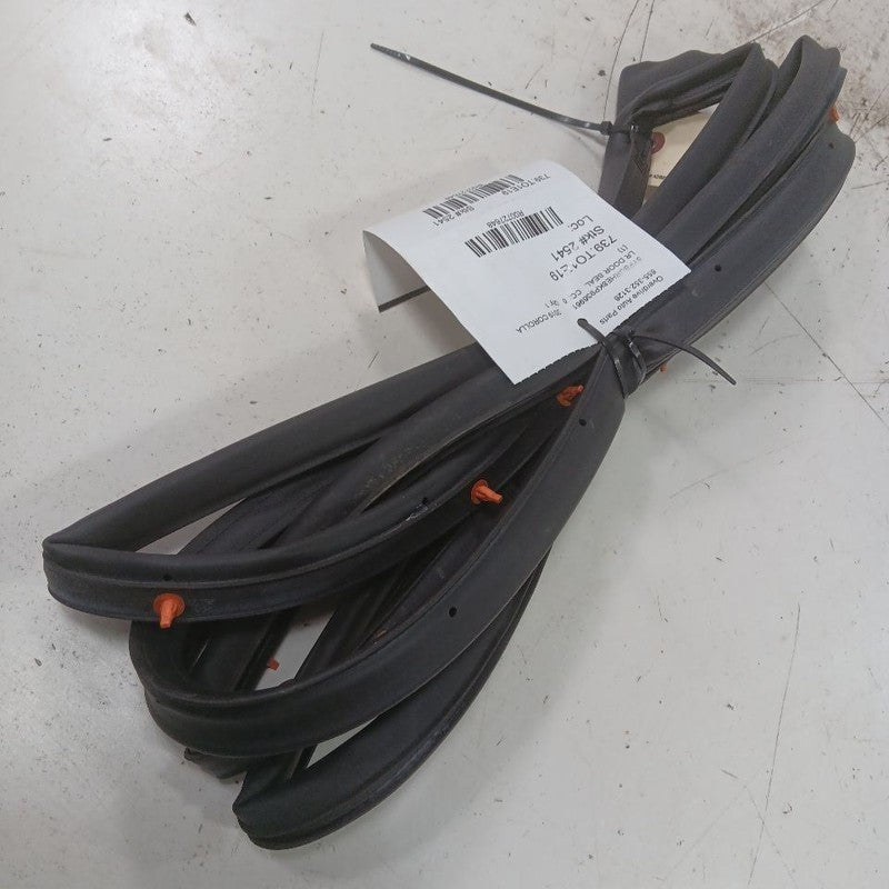Toyota Corolla On Door Seal Rubber Left Driver Rear Back 2019 2018 2017