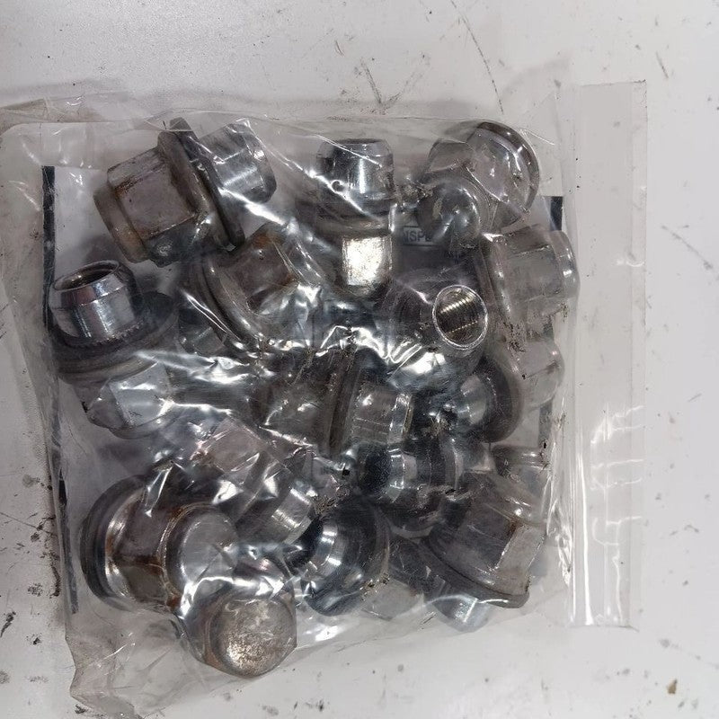 Toyota Prius C Lug Nut Set  2017 2016 2015 2014 2013