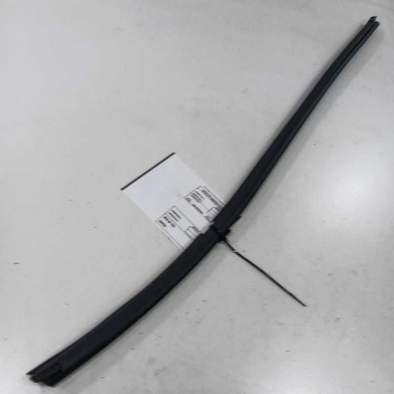 Hyundai Elantra Left Rear Weather Strip Interior 2017 2018 2019 2020
