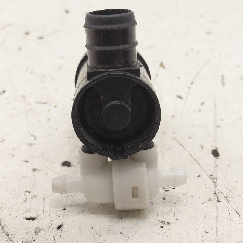 Kia Sorento Windshield Washer Wash Fluid Reservoir Motor Pump Electric