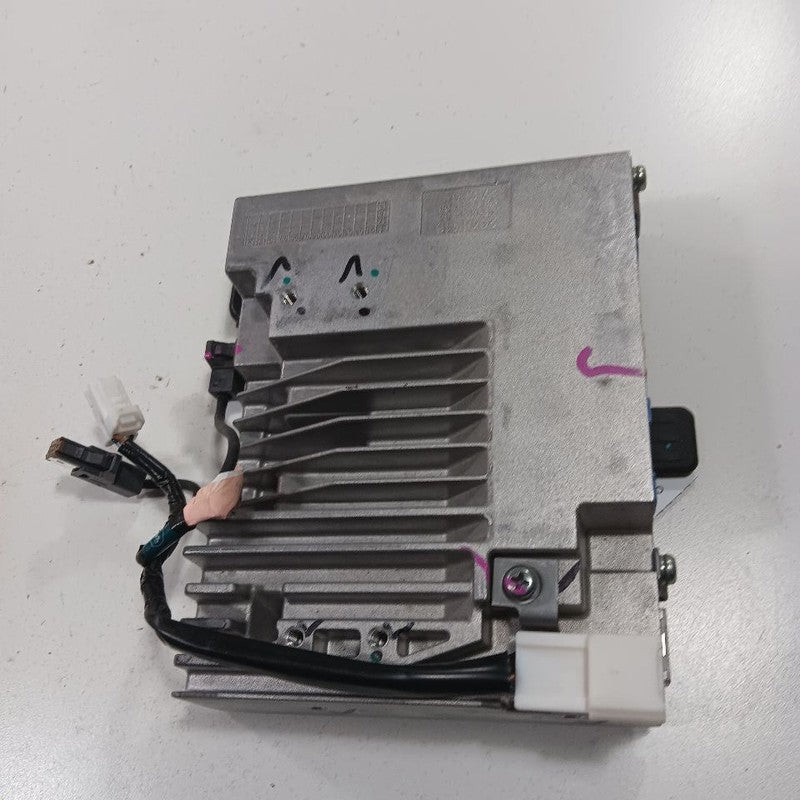 Toyota Yaris Bluetooth Receiver Module {B021208} 2020 2019 2018 2017 2016