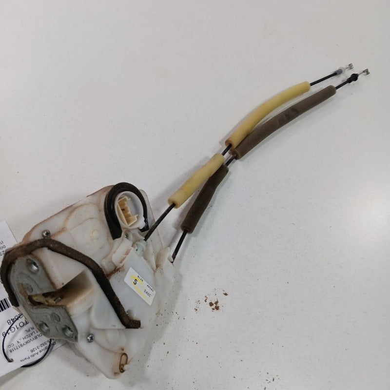 Toyota Yaris Door Latch Lock Left Driver Rear  2020 2019 2018 2017 2016