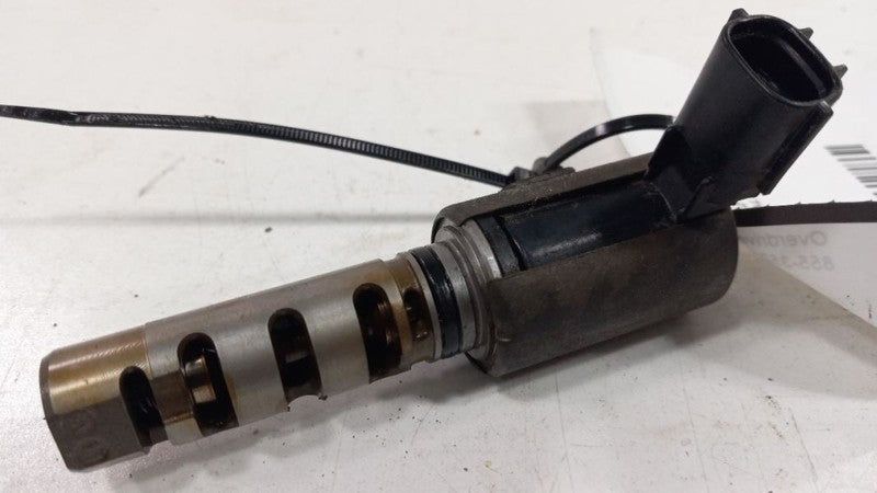 Lexus ES330 Variable Timing Gear Oil Control Valve Solenoid Cylinder Head 2004