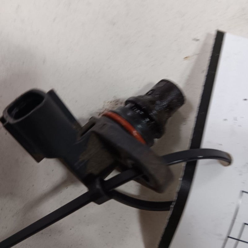Hyundai Elantra Camshaft Cam Shaft Position Sensor 2.0 2017 2018 2019 2020