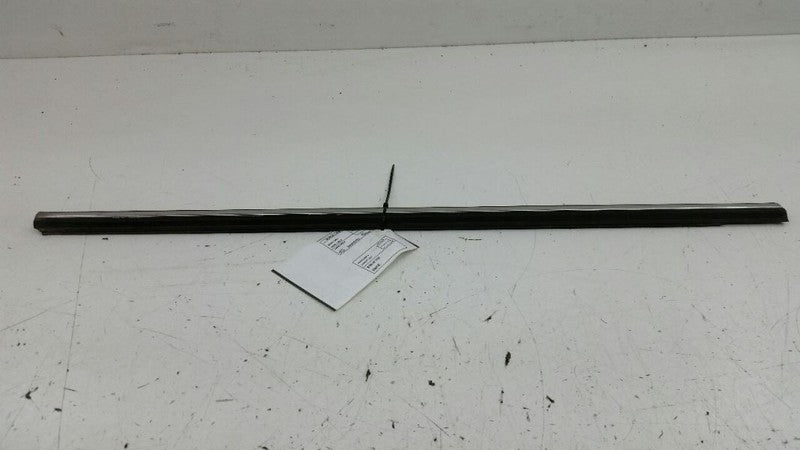2003 Nissan Maxima Door Glass Window Weather Strip Trim Front Right Passenger Si