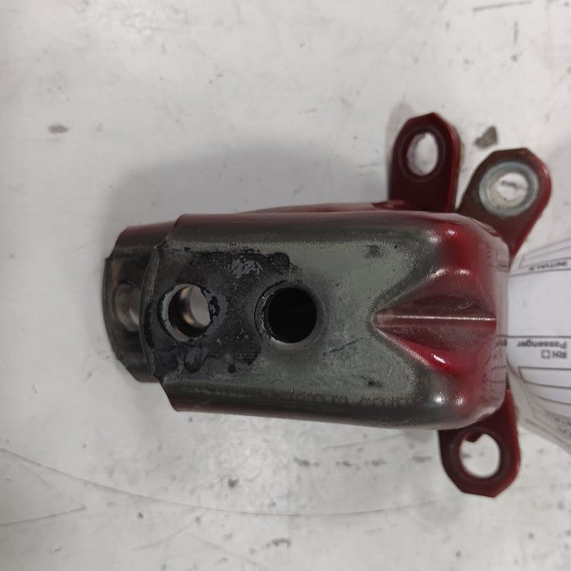 Nissan LEAF Door Hinge Set Right Front Passenger  2013 2014 2015 2016 2017