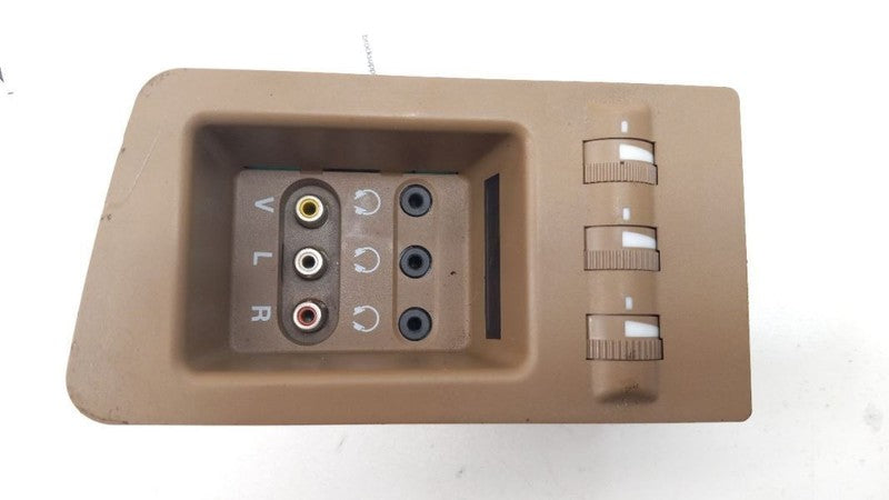 Acura  MDX Headphone Jack 2005