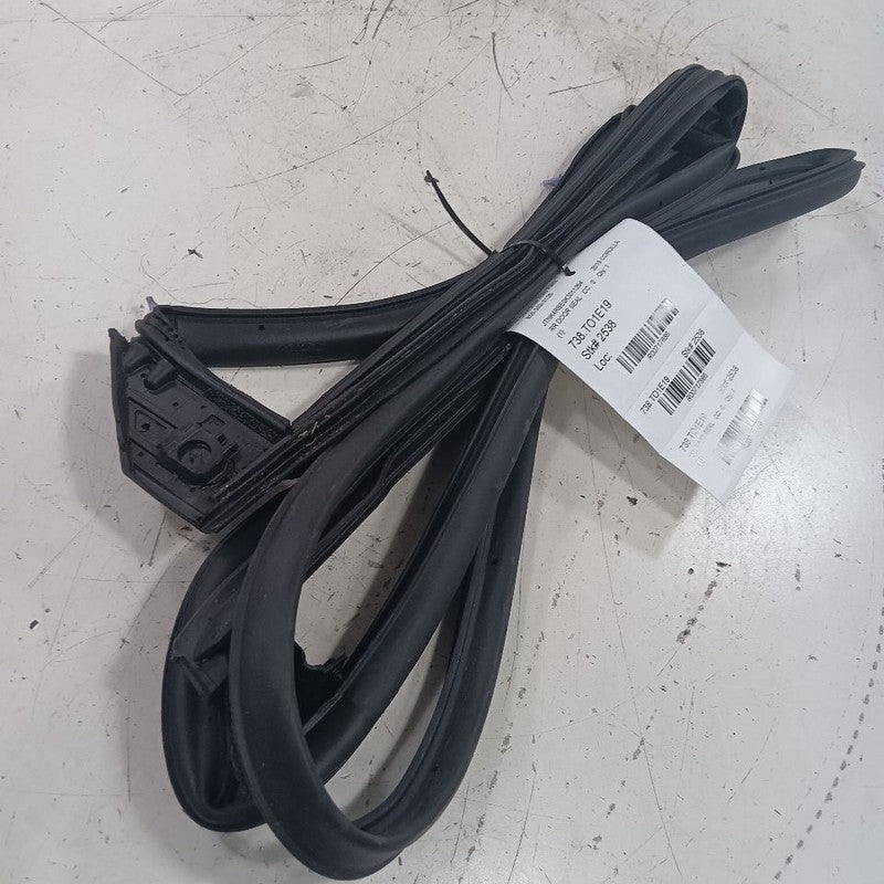Toyota Corolla On Door Seal Rubber Left Driver Front 2019 2020 2021