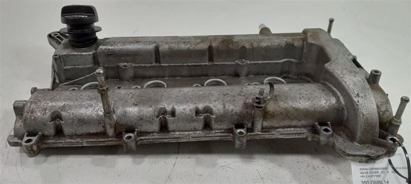 Does Not Apply Chevy Equinox Engine Cylinder Head Valve Cover 2015 2014 2013 2012