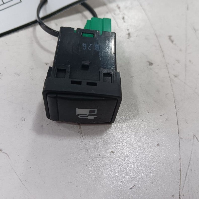 Nissan LEAF Fuel Door Switch Gas Cap Cover Lid Release Button Control 2013 2014