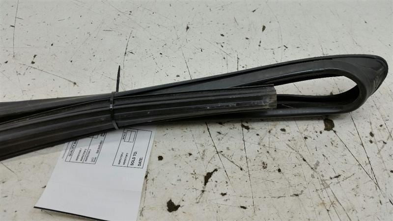 Ford Fusion Door Glass Window Seal Rubber Gasket Left Driver Front 201