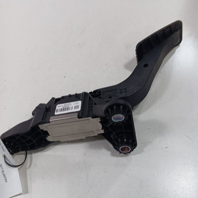 Hyundai Elantra Gas Pedal 2017 2018 2019 2020