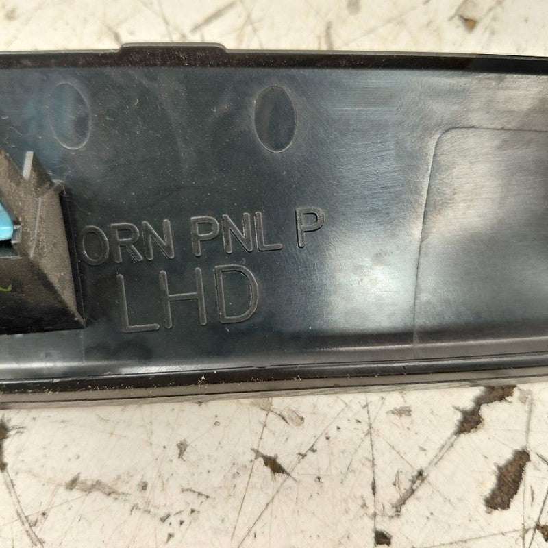 Subaru XV Crosstrek Passenger Right Side Dash Bezel Trim 2022 2021 202