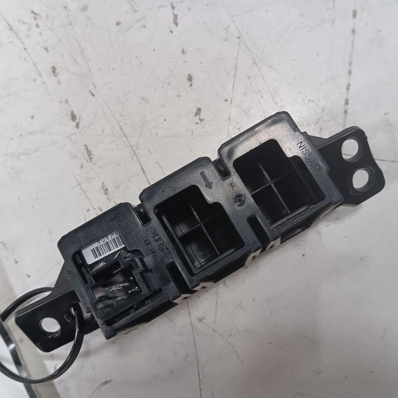 Nissan LEAF Traction Control Switch  2013 2014 2015 2016 2017