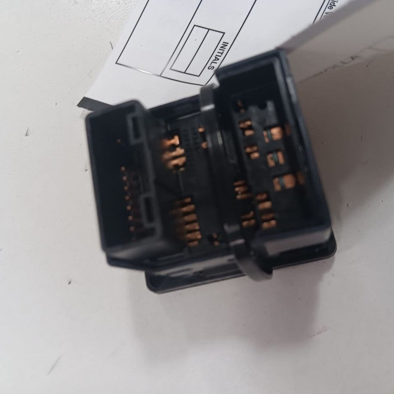 Toyota Corolla Front Door Mirror Switch 2019 2018 2017