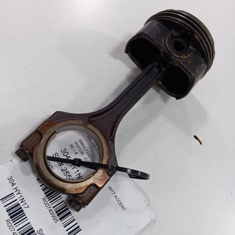 Hyundai Accent 1.6 Single Piston With Connecting Rod 2017 2016 2015 2014 2013