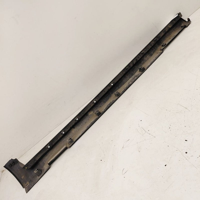 Buick Encore GX Rocker Panel Trim Cover Molding Skirt Right Passenger