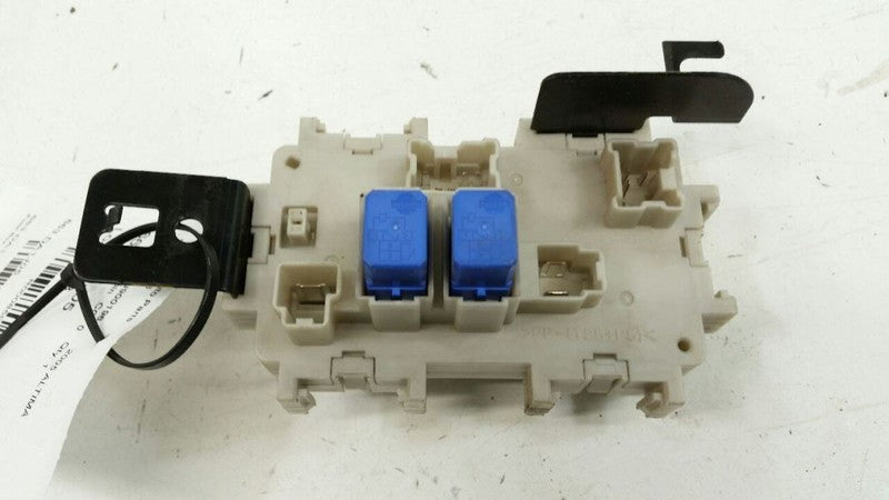 Nissan Altima Cabin Fuse Box Interior Inner Under Dash 2002 2003 2004 2005 2006