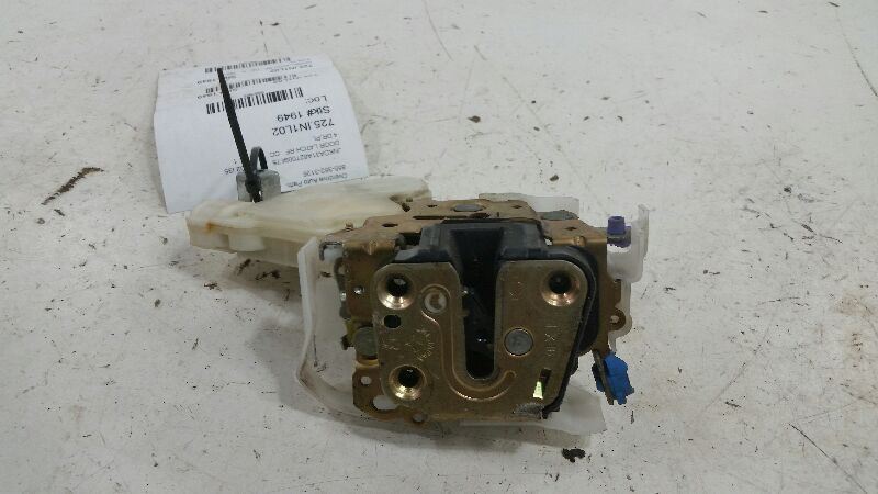 2002 INFINITI I35 Door Latch Lock Right Passenger Front 2003 2004