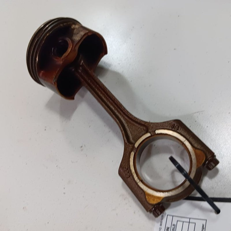 Hyundai Elantra Single Piston With Connecting Rod   2.0 2017 2018 2019 2020