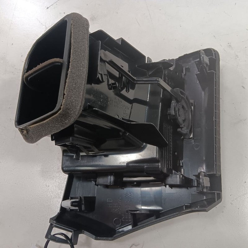 Nissan LEAF Dash Air Vent Right Passenger 2013 2014 2015 2016 2017