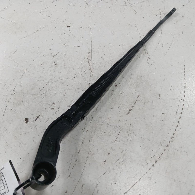 Nissan LEAF Windshield Wiper Arm Left Driver  2013 2014 2015 2016 2017