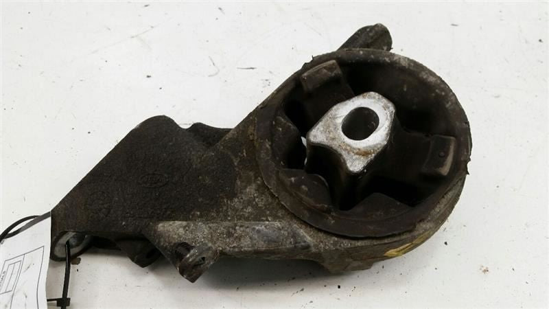 Chevy Malibu Engine Motor Mount Front 2004 2005 2006 2007 2008 OEM