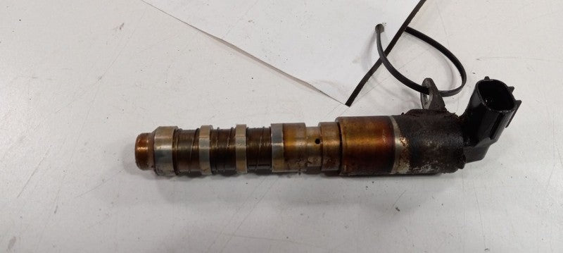 Cadillac SRX Variable Timing Gear Oil Control Valve Solenoid Cylinder Head 2011