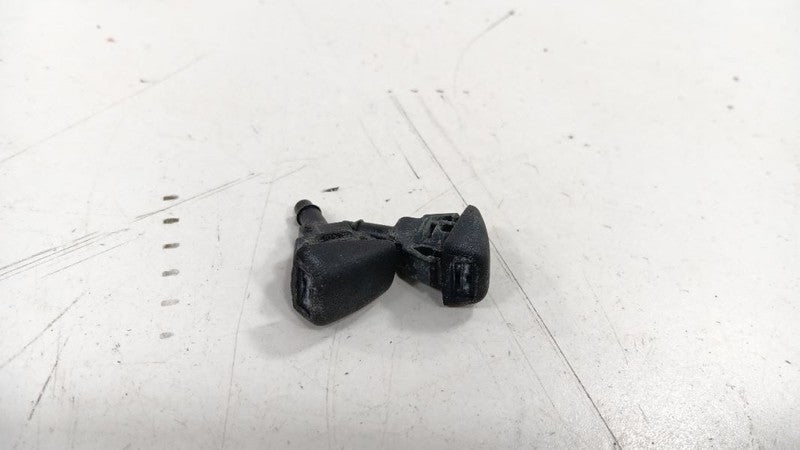 Chevrolet Equinox Windshield Wiper Washer Fluid Hood Sprayer Nozzles 2018 2019
