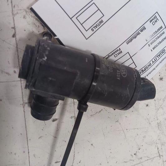 Hyundai Elantra Windshield Washer Wash Fluid Reservoir Motor Pump Electric  2017