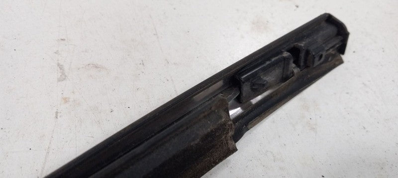 Hyundai Accent Door Glass Window Weather Strip Trim Front Left Driver 2006 2007