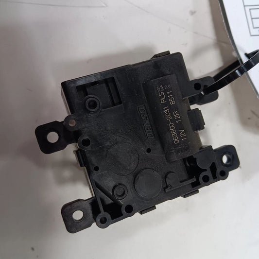 Toyota Prius C Flap Door Motor Heater AC Door Actuator  2017 2016 2015 2014 2013