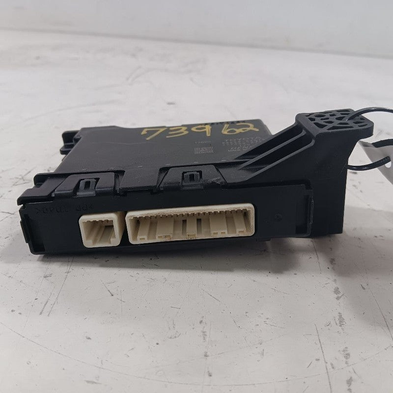8865052B70 Temperature Blower Motor Control Module VIN B3 15-17 Toyota Prius C