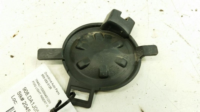 Nissan Altima Front Bumper Fog Light Insert Trim Bezel Right Passenger 2005 2006