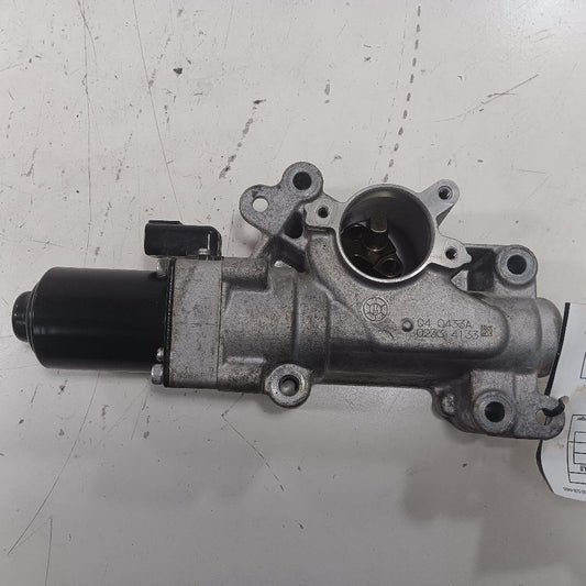 INFINITI QX50 Variable Timing Gear Oil Control Valve Solenoid Cylinder Head 2017
