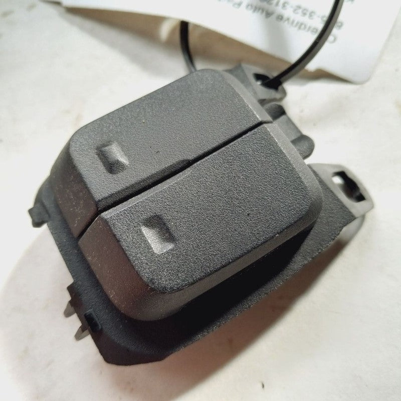 Buick Encore GX Right Side Steering Wheel Radio Control Switch {135319
