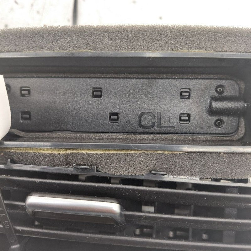Nissan Rogue Dash Air Vent Center Middle 2021 2022 2023