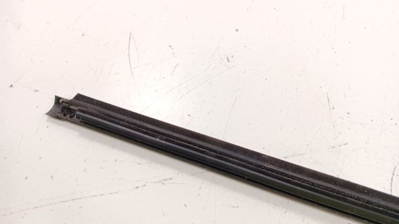 Toyota Prius Left Rear Exterior Weather Strip 2012 201 2012 2013 2014 20