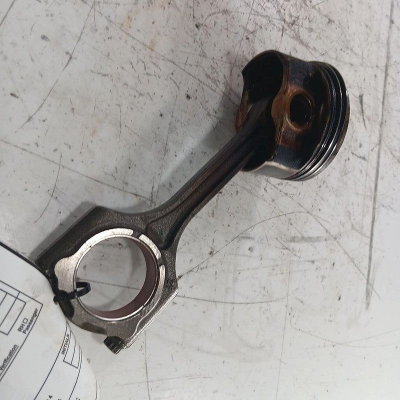 Hyundai Tucson Single Piston With Connecting Rod   2019 2020 2021