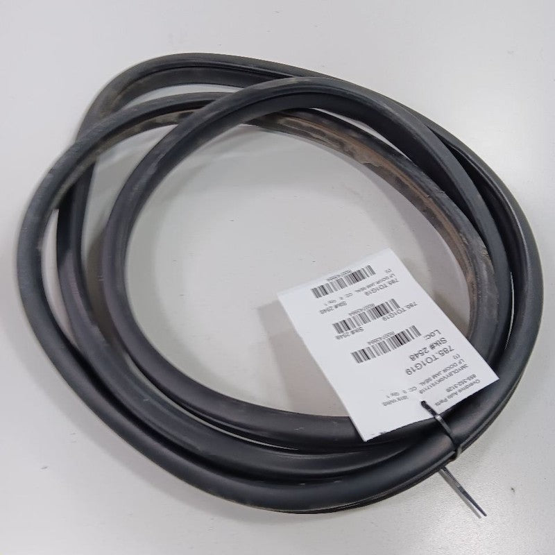 Toyota Yaris On Body Door Jamb Seal Gasket Front Left Driver 2020 2019 2018 2017