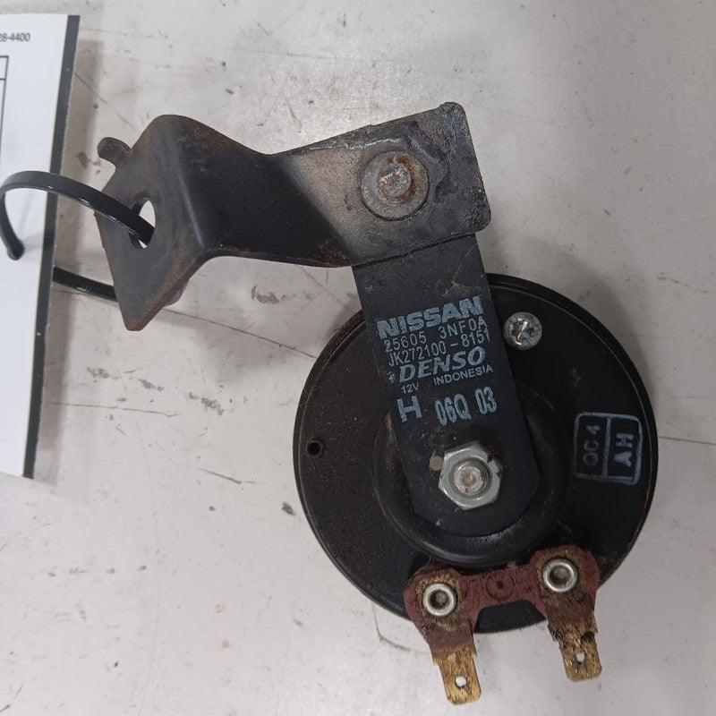 Nissan LEAF Horn 2013 2014 2015 2016 2017