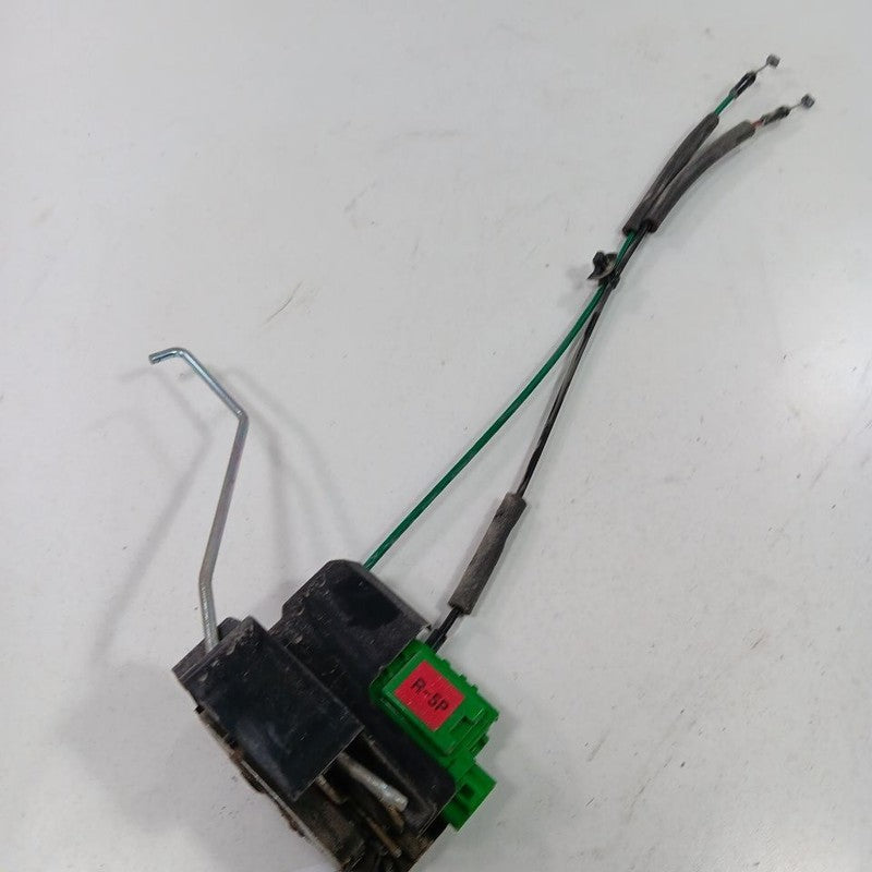 Hyundai Accent Door Latch Lock Right Passenger Front  2017 2016 2015 2014 2013