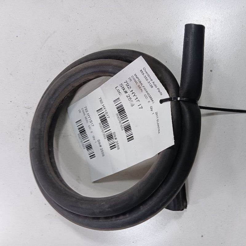 Hyundai Elantra Cowl Vent Panel Hood Rubber Seal 2017 2018 2019 2020