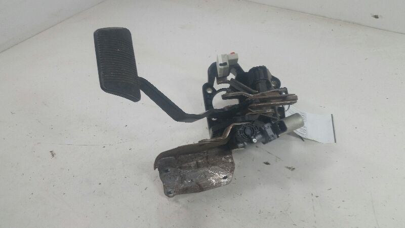 2009 CRYSLER TOWN AND COUNTRY Brake Pedal 2008 2010