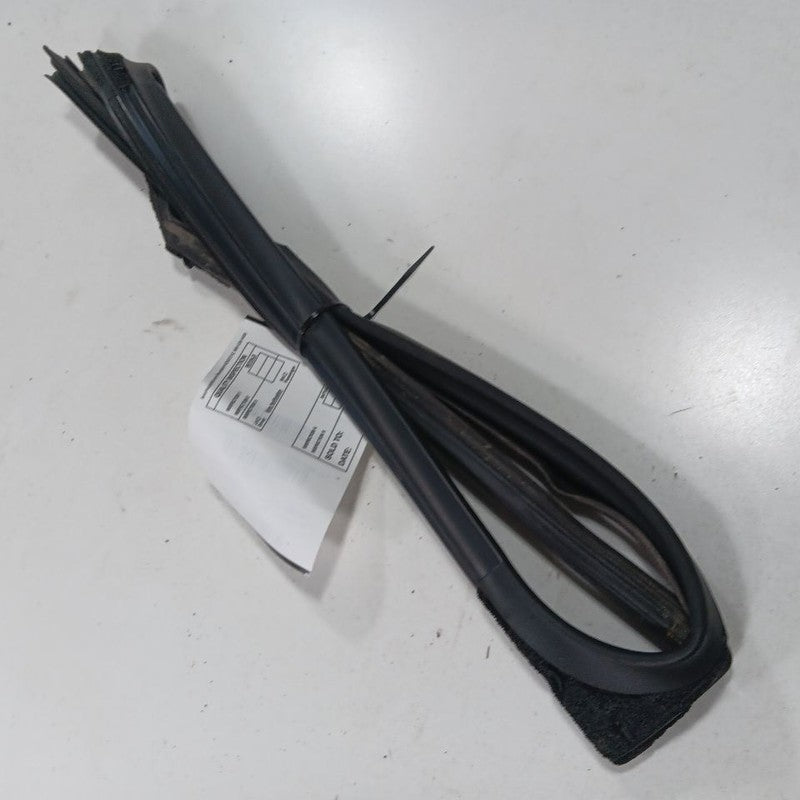 Mazda CX-5 Door Glass Window Seal Rubber Right Passenger Rear Back 20