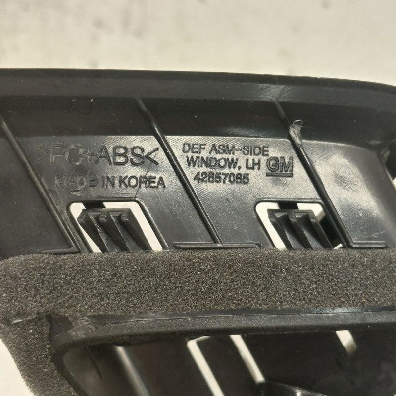Buick Encore GX Defrost Vent Left Driver Side 2022 2023 2024 2025