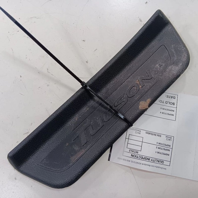 Hyundai Tucson Sill Trim Plate Door Jam Threshold Left Rear  2019 2020 20