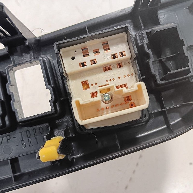 Toyota Prius C Mirror Switch View Power Door Mirror Switch 2017 2016 2015 2014